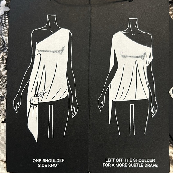 Coldesina SZ 2X NWT brown & white snake patterned top. Bust 50”+ - Picture 5 of 5